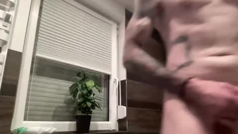 run online show from 12.15.25