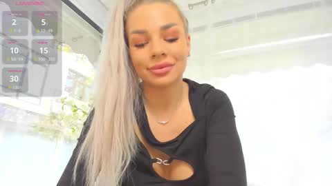 Ava online show from 11.06.25