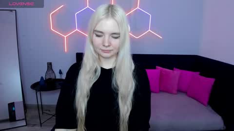 ruthbryant online show from 09.17.25