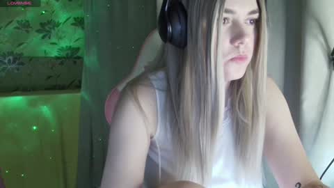 Snapshot of ruthsimp chatting on 01.15.25 Tanyushka online show from 01.15.25