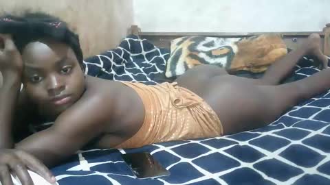 Snapshot of ruu_prettygal chatting on 02.15.26 ruu_prettygal online show from 02.15.26