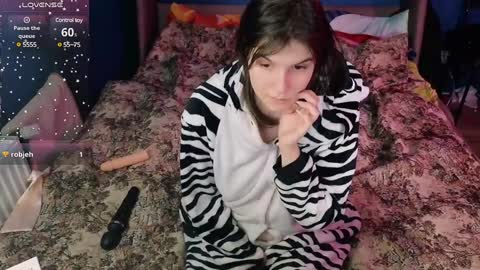 Ruyjin online show from 12.19.24