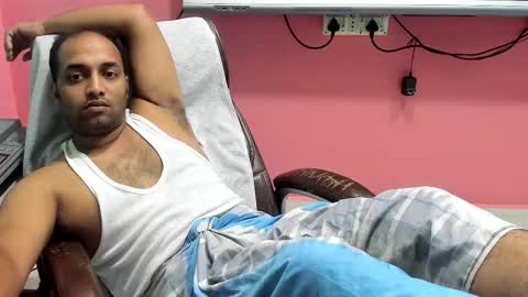 rwb17 online show from 09.14.25