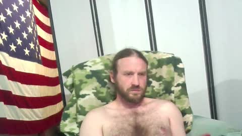 rwb1982 online show from 10.19.25