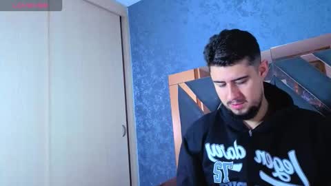 R Y A N online show from 11.11.25