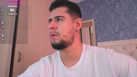 R Y A N online show from 12.21.25