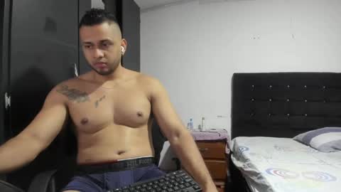Snapshot of ryan_xc1 chatting on 04.29.26 ryan_xc1 online show from 04.29.26