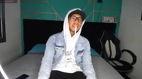 Snapshot of ryanpricee chatting on 12.19.24 RyanPricee online show from 12.19.24