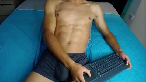 Snapshot of ryanpricee chatting on 12.31.24 RyanPricee online show from 12.31.24