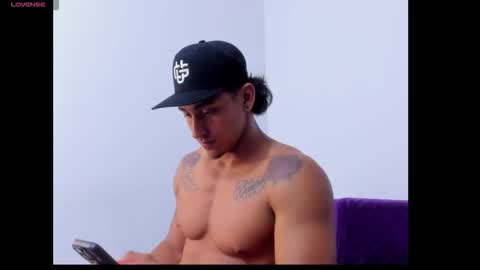 ryanwhite3 online show from 10.25.25