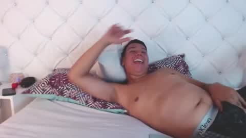 Ryder and Violet online show from 02.11.25