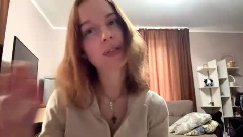 Snapshot of rynique chatting on 07.28.26 ryni online show from 07.28.26