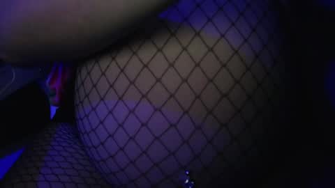 Snapshot of rynn_x chatting on 05.16.26 SINGLE WIDOWED MOM online show from 05.16.26