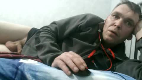 Snapshot of rytas02 chatting on 01.15.25 arte online show from 01.15.25