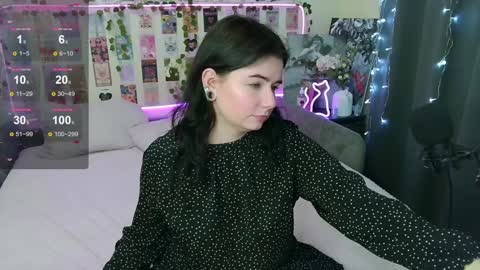 Snapshot of s_katekisa_ss chatting on 12.04.24 Kate online show from 12.04.24