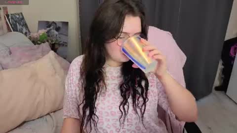 Kate online show from 07.20.26