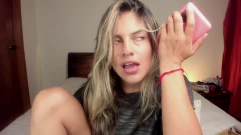 Leslie Beltrn online show from 12.16.24