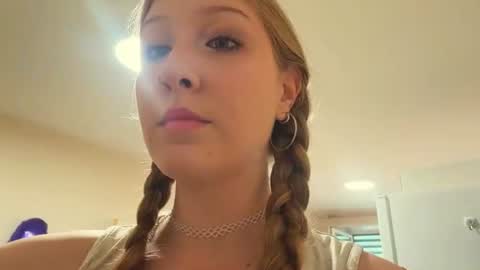 Snapshot of sabinecarrithers chatting on 07.14.26 Sabine online show from 07.14.26