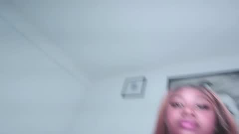 Sabrina Mora online show from 01.11.25