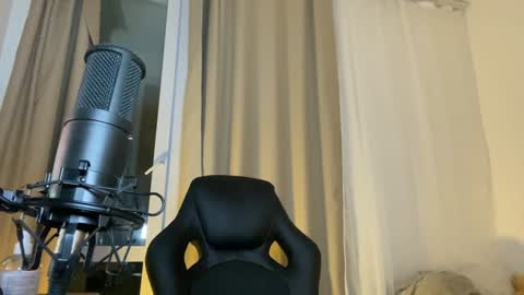 Snapshot of sabrinaanddaniel chatting on 01.27.25 SabrinaDaniel online show from 01.27.25