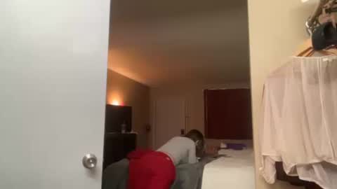 IM BACK BITCHES Wheres my group of SEXY SLUTS online show from 12.27.24