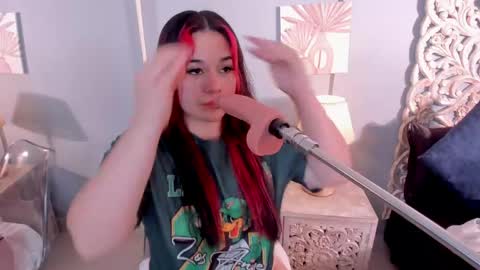 Snapshot of sabrinna_fox chatting on 05.23.26 sabrinna online show from 05.23.26