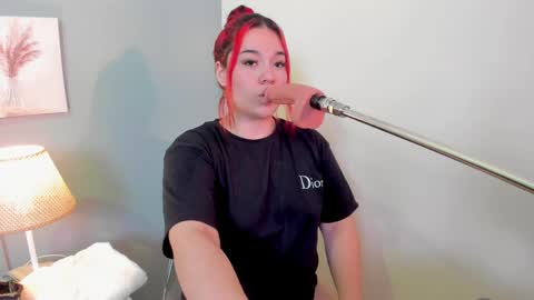 Snapshot of sabrinna_fox chatting on 06.02.26 sabrinna online show from 06.02.26