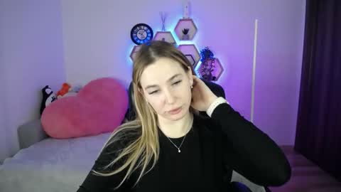 Sabrina Violet online show from 02.24.26