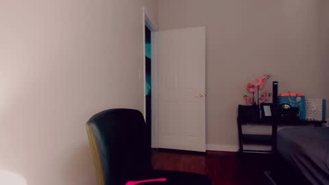 Sacha online show from 02.18.25