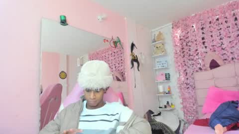 Snapshot of sack_wink chatting on 09.23.25 sack_wink online show from 09.23.25