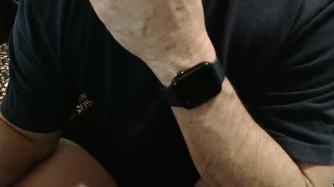 Snapshot of sactosteve chatting on 12.19.24 dadbod online show from 12.19.24