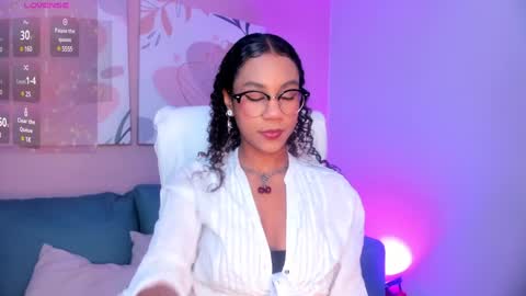 Snapshot of sade_jackson1 chatting on 12.23.24 Sophie online show from 12.23.24