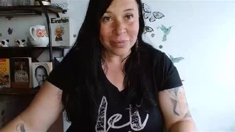 Snapshot of sadistikxx chatting on 05.19.26 SadistikXX online show from 05.19.26