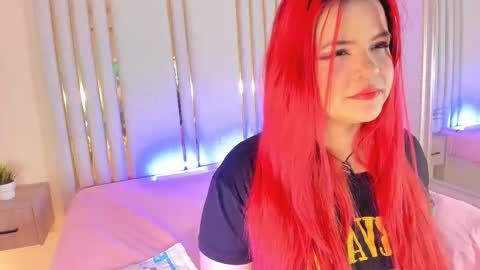 Snapshot of saekohofman chatting on 03.02.25 Mara online show from 03.02.25