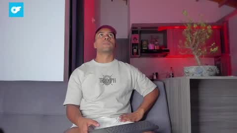 Snapshot of sag_1998 chatting on 02.09.25 Sag online show from 02.09.25