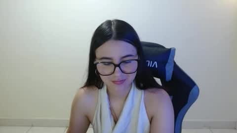 Sahaliefox  online show from 02.14.26