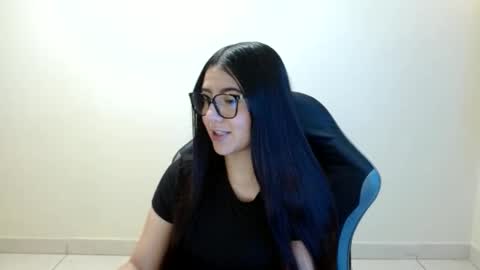 Sahaliefox  online show from 06.08.26