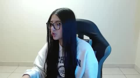 Sahaliefox  online show from 06.10.26