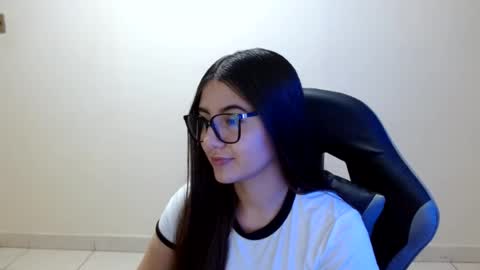 Sahaliefox  online show from 07.25.26