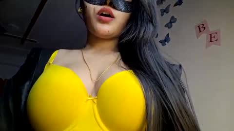 Queen Archana online show from 02.04.25