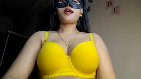 Queen Archana online show from 02.05.25