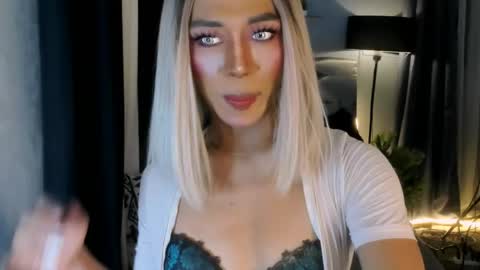 sahayafox online show from 04.17.26