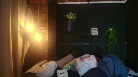Snapshot of sahra_tayl0r_ chatting on 06.29.26 SARA online show from 06.29.26