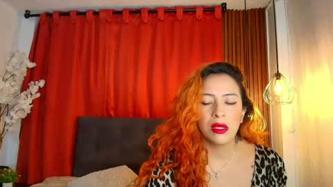 Snapshot of sahra_tayl0r_ chatting on 07.14.26 SARA online show from 07.14.26