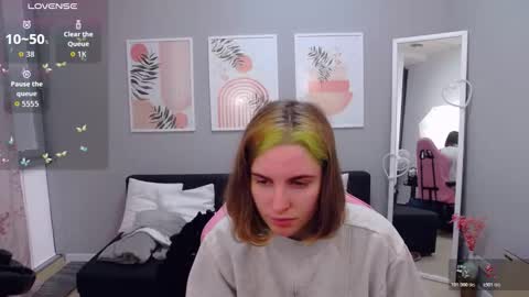 Adel online show from 03.17.26