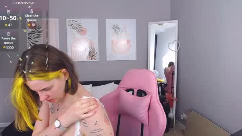 Adel online show from 04.11.26