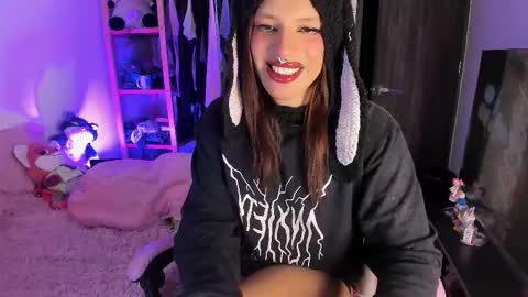 Rose online show from 03.22.26