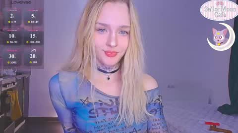 Snapshot of sailormoon666_ chatting on 04.23.26 Sofia online show from 04.23.26