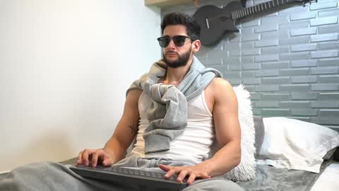 saimon  online show from 01.27.25