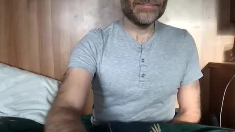 Snapshot of saint009 chatting on 01.06.25 saint009 online show from 01.06.25